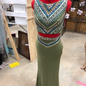 Long 2 piece formal green dress